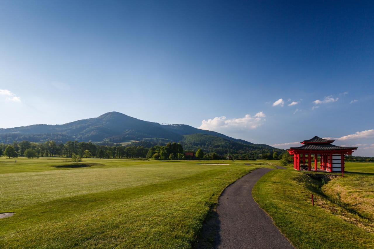 Apartman Na Golfu Čeladná Zewnętrze zdjęcie